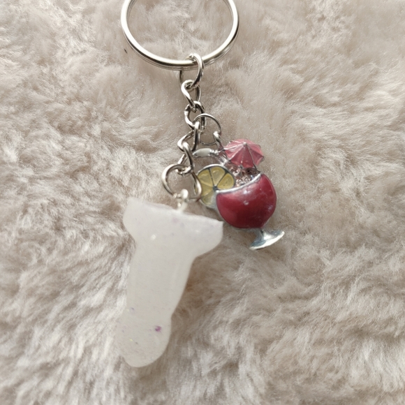 Cocktail Keychains - Picture 7 of 9